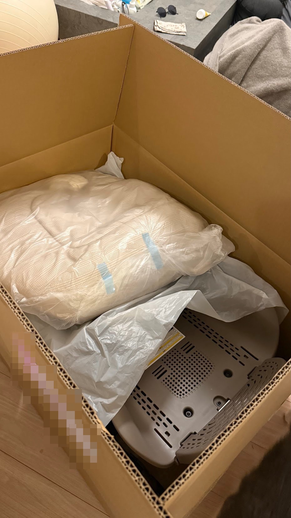 レンティオから届いたダンボール